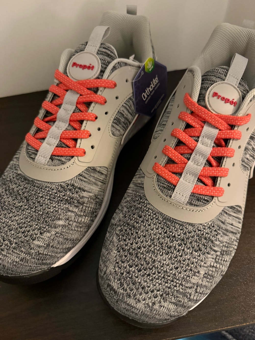 Propet womens Vibram sneaker with black sole and orange speckle NIB